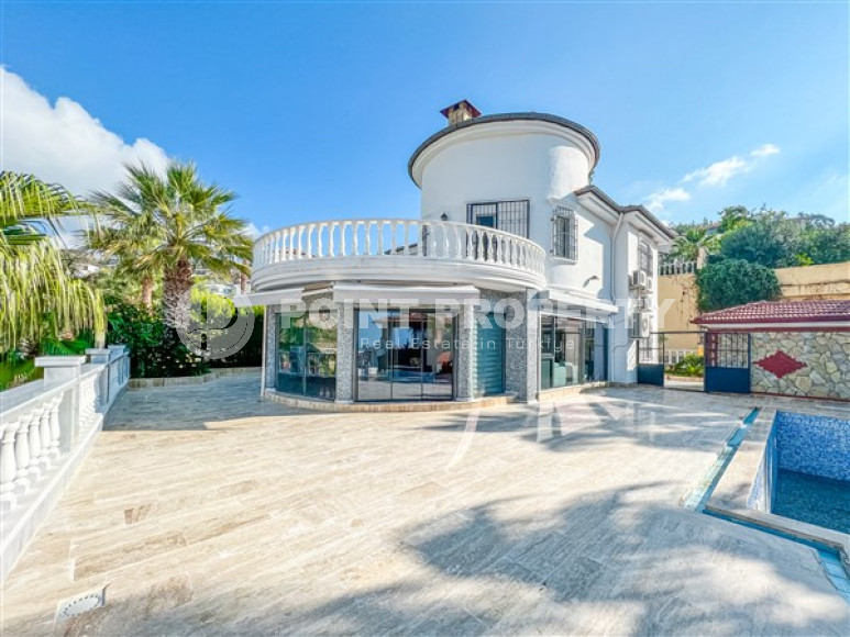 Элегантная вилла 3+1 с большим балконом и собственным участком 400 м², Каргыджак, Аланья-id-3142-фото-20