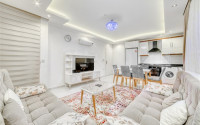 Lovely 2+1 apartment in white and gold tones, on the second line from the sea, Mahmutlar, Alanya-id-3145-photo-8