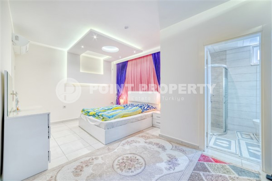 Lovely 2+1 apartment in white and gold tones, on the second line from the sea, Mahmutlar, Alanya-id-3145-photo-12