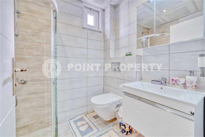 Lovely 2+1 apartment in white and gold tones, on the second line from the sea, Mahmutlar, Alanya-id-3145-photo-13