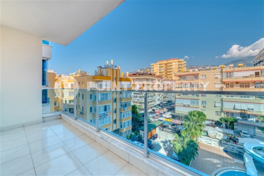 Lovely 2+1 apartment in white and gold tones, on the second line from the sea, Mahmutlar, Alanya-id-3145-photo-15