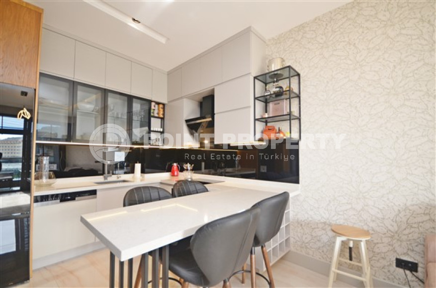 Роскошные двухкомнатные апартаменты в районе Каргыджак, Аланья, на первой береговой линии-id-3155-фото-4