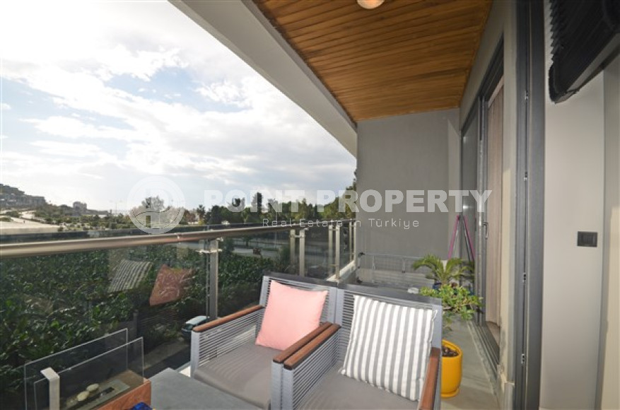 Роскошные двухкомнатные апартаменты в районе Каргыджак, Аланья, на первой береговой линии-id-3155-фото-15