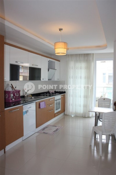 Spacious four-room apartment 120 m2 250 meters from the sea, Mahmutlar, Alanya-id-3160-photo-3