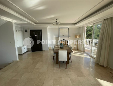 Роскошная дуплексная вилла с площадью 250 м2, центр Аланьи, Тепе, на удалении от моря-id-3162-фото-4