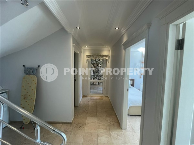 Роскошная дуплексная вилла с площадью 250 м2, центр Аланьи, Тепе, на удалении от моря-id-3162-фото-8