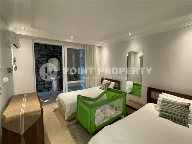 Роскошная дуплексная вилла с площадью 250 м2, центр Аланьи, Тепе, на удалении от моря-id-3162-фото-12