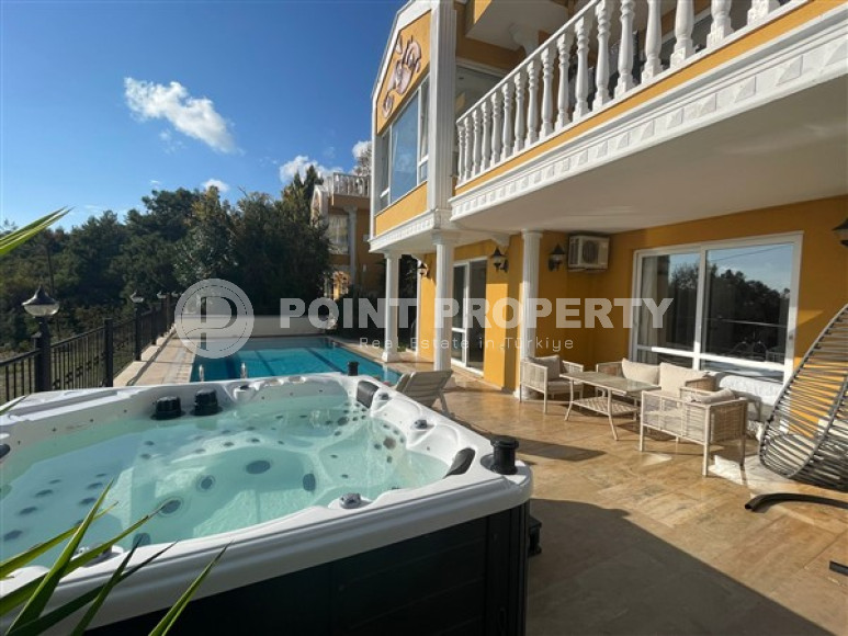 Роскошная дуплексная вилла с площадью 250 м2, центр Аланьи, Тепе, на удалении от моря-id-3162-фото-13