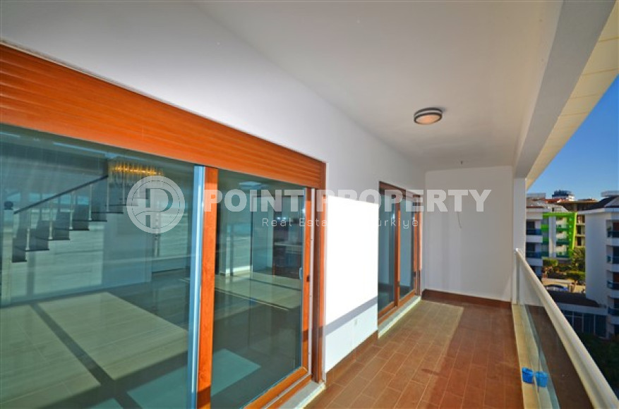 Симпатичный дуплекс 2+1 с видом на реку, в 250 метрах от моря, Кестель, Аланья-id-3163-фото-8