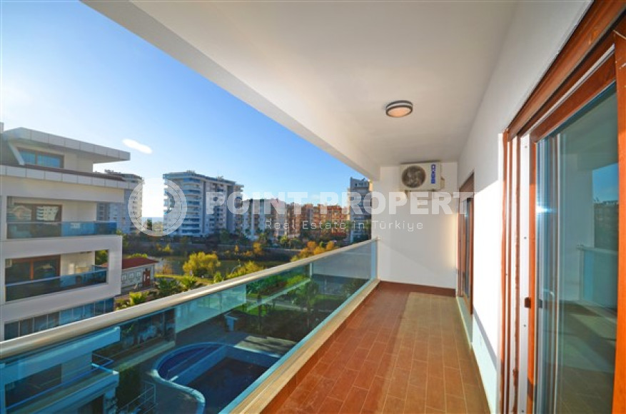 Симпатичный дуплекс 2+1 с видом на реку, в 250 метрах от моря, Кестель, Аланья-id-3163-фото-9