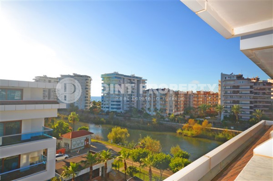 Симпатичный дуплекс 2+1 с видом на реку, в 250 метрах от моря, Кестель, Аланья-id-3163-фото-10