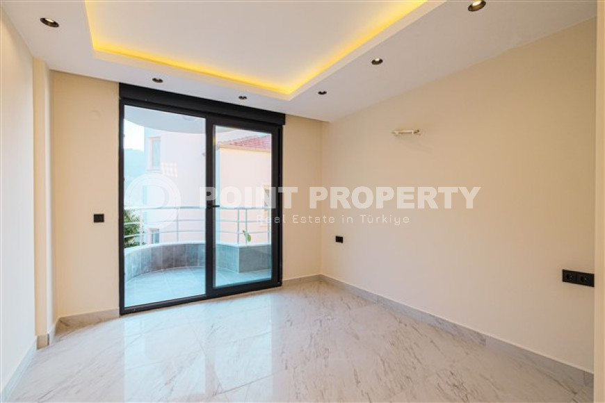 Современная дуплексная вилла 230 м2, центр Аланьи, район Тепе, с бассейном и системой охраны-id-3164-фото-12