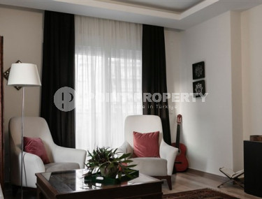 Well-kept one-bedroom apartment just 300 meters from the sea, Mahmutlar, Alanya-id-3171-photo-2
