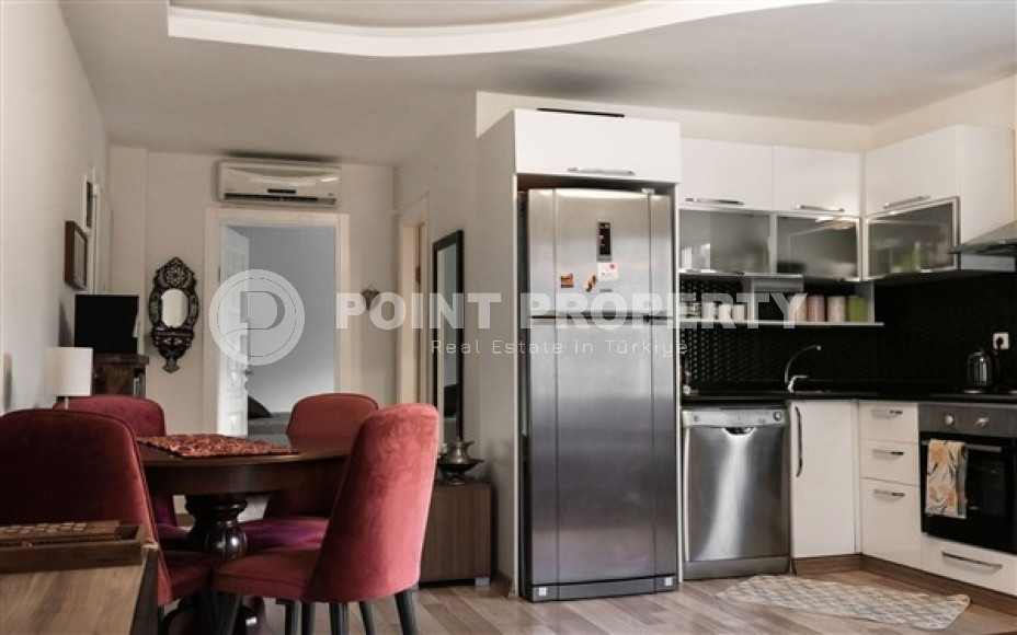 Well-kept one-bedroom apartment just 300 meters from the sea, Mahmutlar, Alanya-id-3171-photo-5