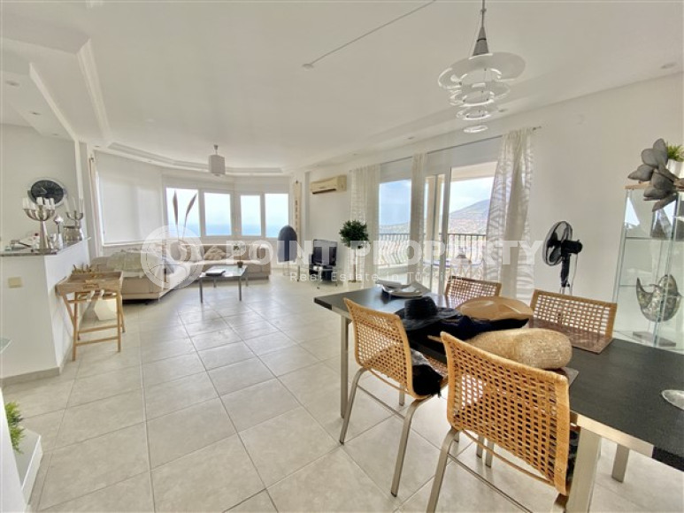 Большой видовой дуплекс 160 м² в доме на двух хозяев, Аланья, Бекташ-id-3180-фото-2