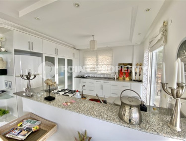 Большой видовой дуплекс 160 м² в доме на двух хозяев, Аланья, Бекташ-id-3180-фото-3