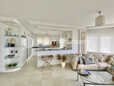 Большой видовой дуплекс 160 м² в доме на двух хозяев, Аланья, Бекташ-id-3180-фото-4