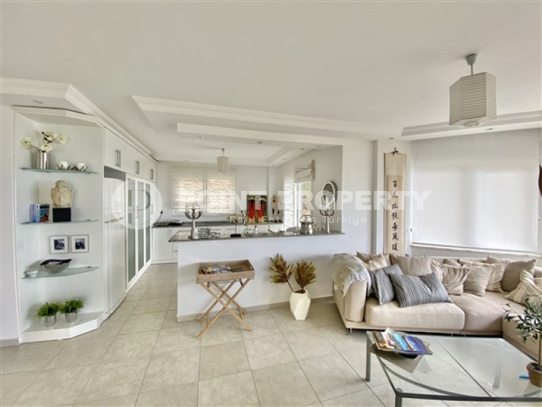 Большой видовой дуплекс 160 м² в доме на двух хозяев, Аланья, Бекташ-id-3180-фото-4