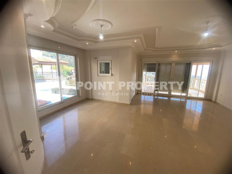 Трёхуровневая вилла 4+2 под гражданство, с панорамным видом на море и горы, Аланья, Тепе-id-3181-фото-8