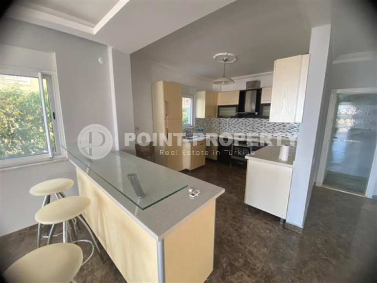 Трёхуровневая вилла 4+2 под гражданство, с панорамным видом на море и горы, Аланья, Тепе-id-3181-фото-15