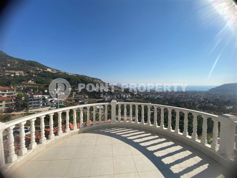 Трёхуровневая вилла 4+2 под гражданство, с панорамным видом на море и горы, Аланья, Тепе-id-3181-фото-20