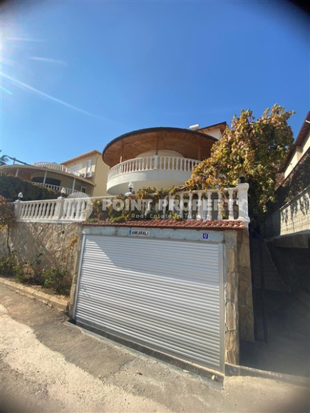 Трёхуровневая вилла 4+2 под гражданство, с панорамным видом на море и горы, Аланья, Тепе-id-3181-фото-23