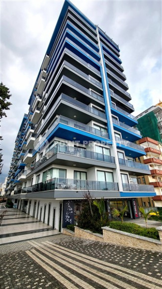 View three-room apartment 73 m2 on the first line of the sea, Mahmutlar, Alanya-id-3187-photo-6