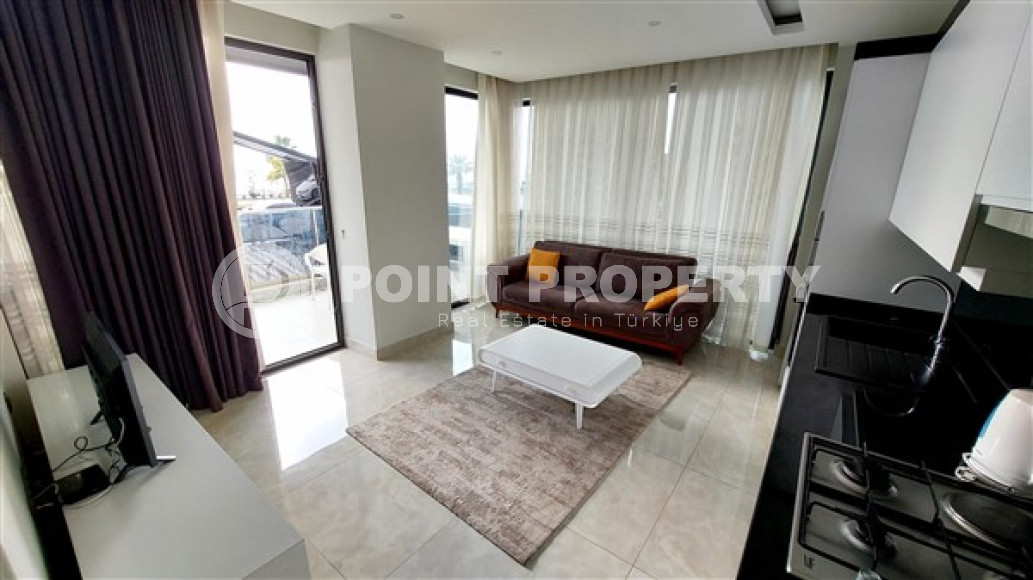 View three-room apartment 73 m2 on the first line of the sea, Mahmutlar, Alanya-id-3187-photo-9