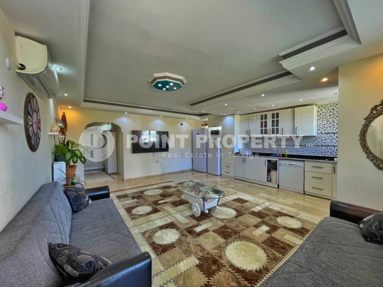 Huge 4+2 duplex with panoramic mountain views, Mahmutlar, Alanya-id-3188-photo-3