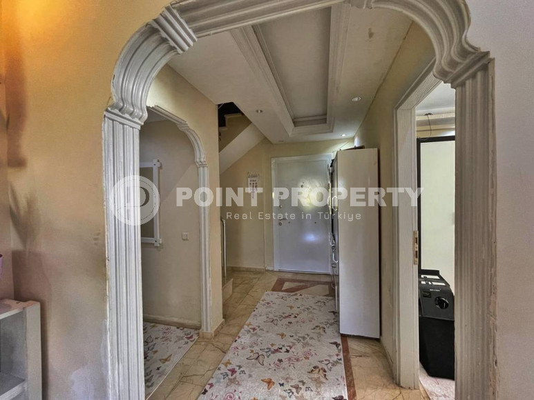 Huge 4+2 duplex with panoramic mountain views, Mahmutlar, Alanya-id-3188-photo-9