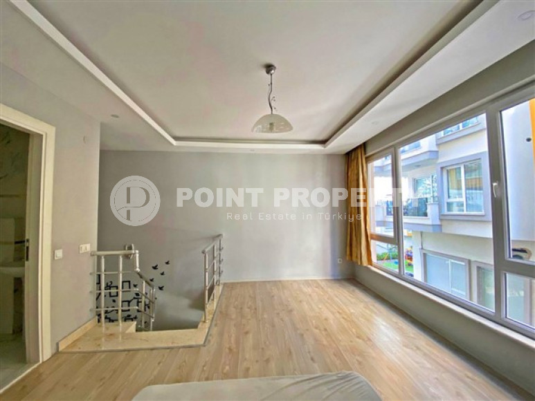 Компактный пентхаус с планировкой 1+1 в районе Джикджилли, Аланья, в пятиэтажном комплексе-id-3191-фото-4