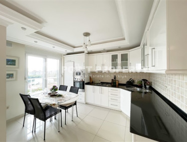 Large garden duplex 3+1 in a gated complex with a swimming pool, Cikcilli, Alanya-id-3204-photo-4