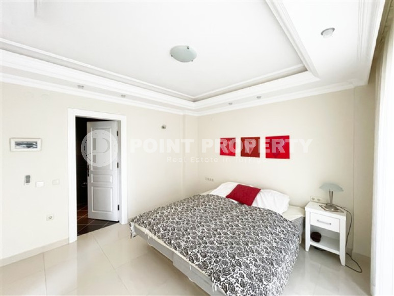 Large garden duplex 3+1 in a gated complex with a swimming pool, Cikcilli, Alanya-id-3204-photo-5