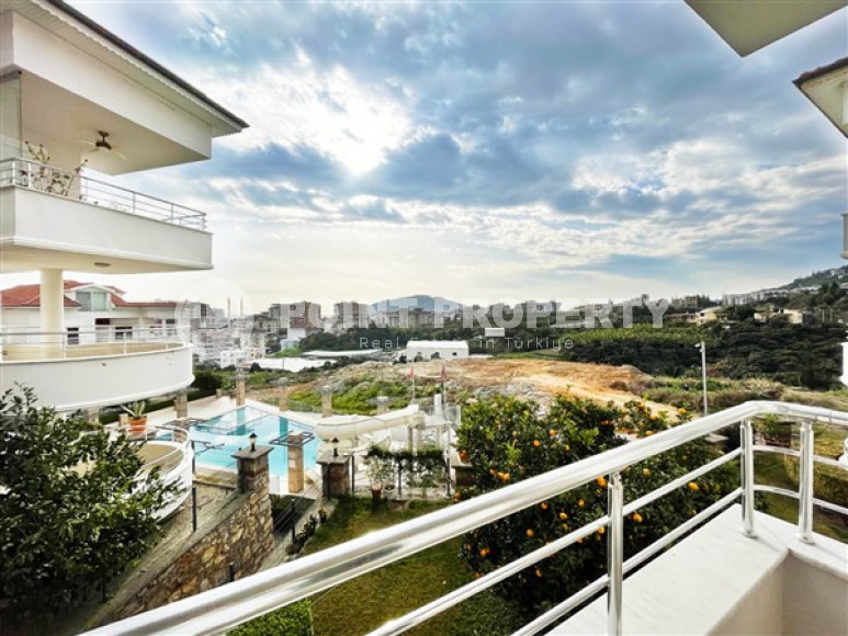 Large garden duplex 3+1 in a gated complex with a swimming pool, Cikcilli, Alanya-id-3204-photo-19