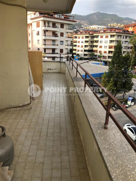 Уютная квартира 1+1 в центре Аланьи, на четвёртом этаже дома в 400 метрах от пляжа Клеопатры-id-3214-фото-11