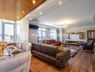 Elegant four-room apartment, 155m², with designer interior in the center of Alanya, 400m from the sea-id-1287-photo-2