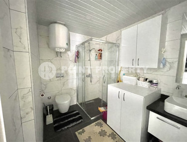 Classic 1+1 apartment in a high-rise building in Mahmutlar, Alanya-id-3217-photo-3
