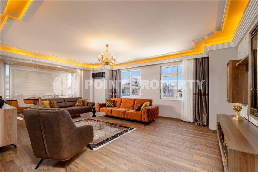 Elegant four-room apartment, 155m², with designer interior in the center of Alanya, 400m from the sea-id-1287-photo-3