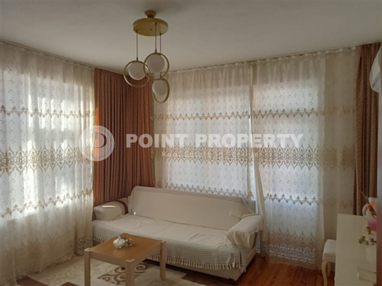 Три квартиры 1+1 в центре, в здании в 250 метрах от пляжа Клеопатры, район Сарай, центр Аланьи-id-3220-фото-2