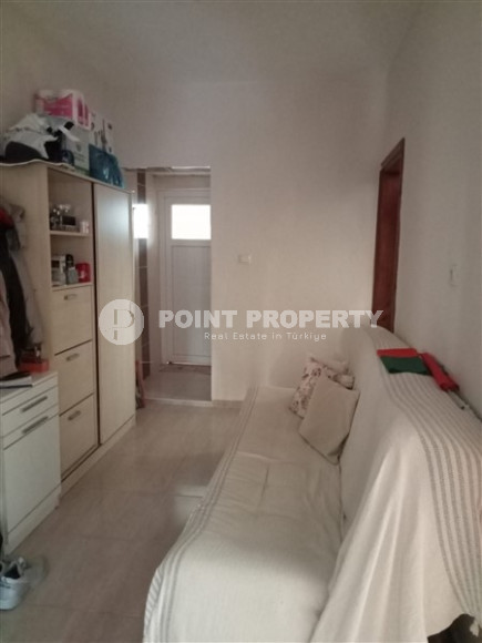 Три квартиры 1+1 в центре, в здании в 250 метрах от пляжа Клеопатры, район Сарай, центр Аланьи-id-3220-фото-3