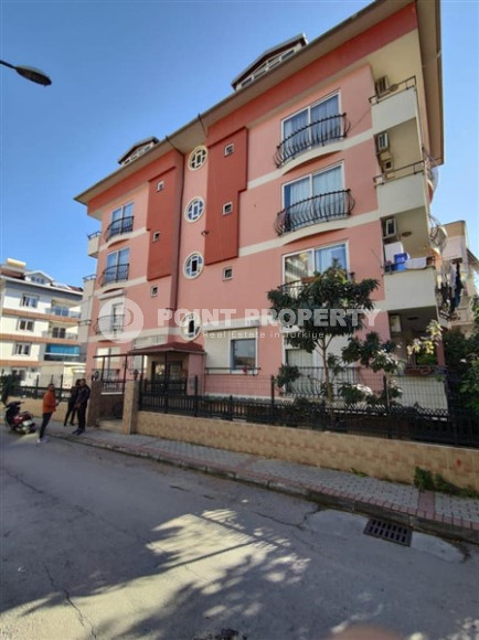 Двухкомнатная квартира 1+1 с балконом, в центре Аланьи, район Шекерхане-id-3221-фото-9