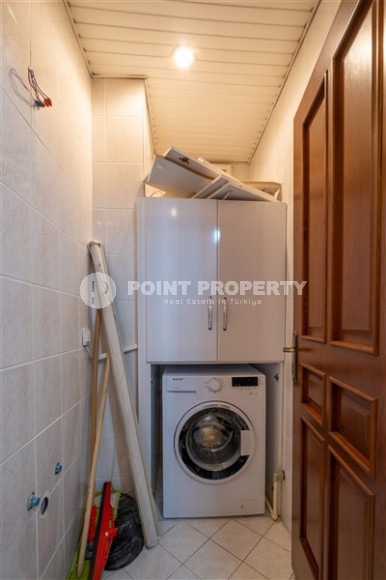 Elegant four-room apartment, 155m², with designer interior in the center of Alanya, 400m from the sea-id-1287-photo-21