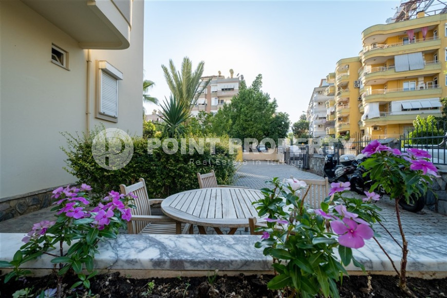 Elegant four-room apartment, 155m², with designer interior in the center of Alanya, 400m from the sea-id-1287-photo-23