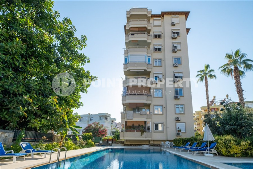 Elegant four-room apartment, 155m², with designer interior in the center of Alanya, 400m from the sea-id-1287-photo-27