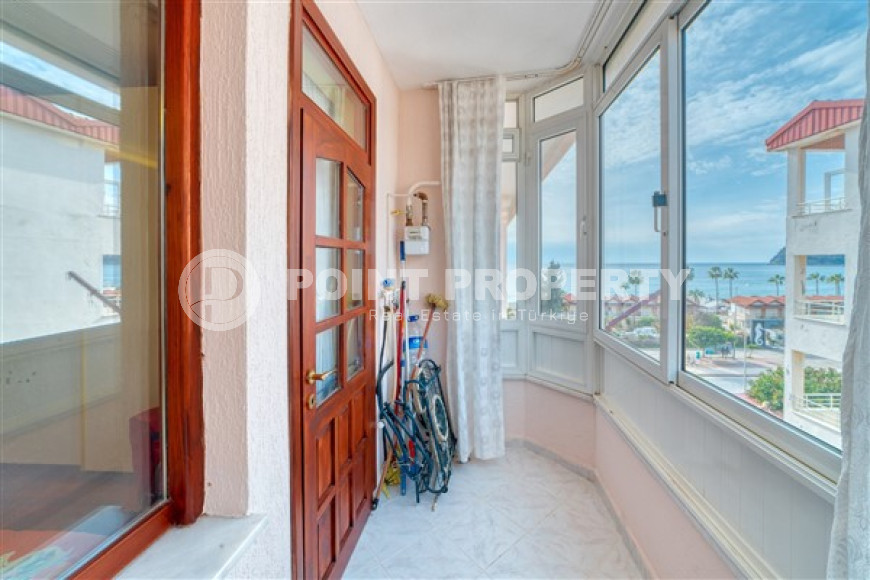 Видовая четырёхкомнатная квартира с площадью 160 м2, центр Аланьи, в трёх минутах от моря-id-3233-фото-16