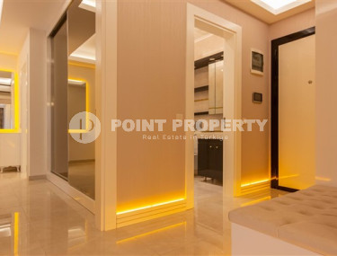 Luxury apartment 132 m2 in a complex with hotel infrastructure, Mahmutlar, Alanya-id-3235-photo-3