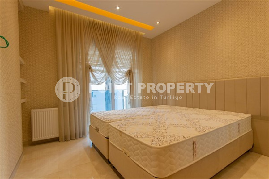 Luxury apartment 132 m2 in a complex with hotel infrastructure, Mahmutlar, Alanya-id-3235-photo-12