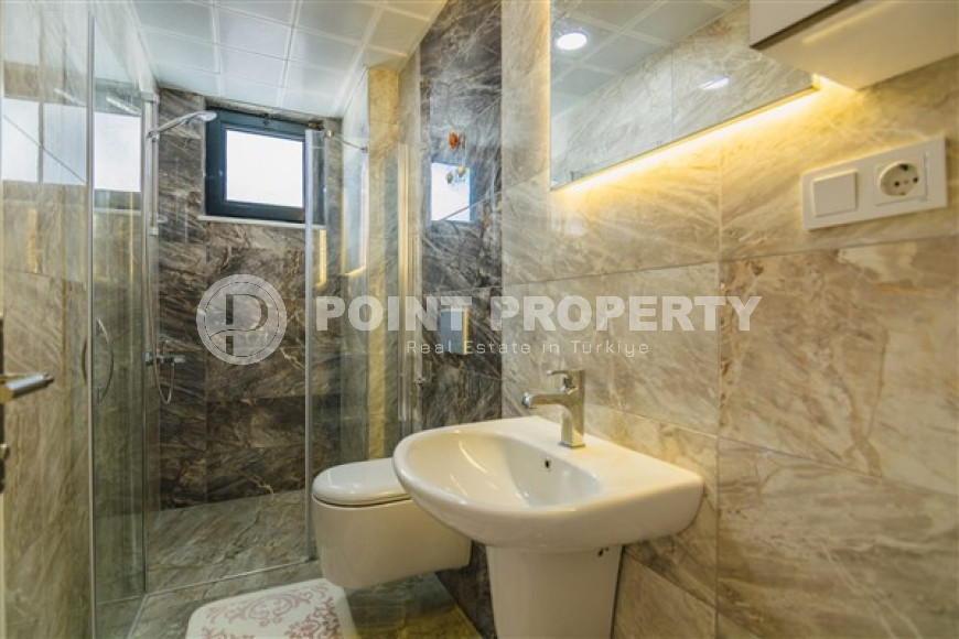 Spacious duplex apartment 150 m2 500 meters from the Mediterranean Sea, Mahmutlar, Alanya-id-3240-photo-4