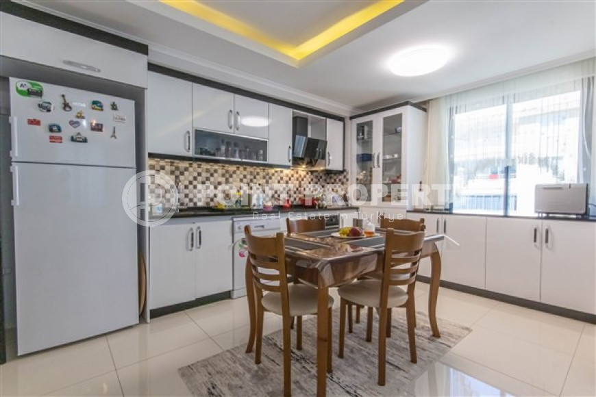 Spacious duplex apartment 150 m2 500 meters from the Mediterranean Sea, Mahmutlar, Alanya-id-3240-photo-6