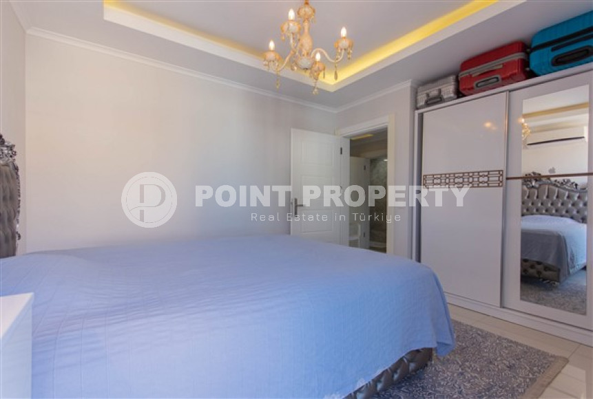 Spacious duplex apartment 150 m2 500 meters from the Mediterranean Sea, Mahmutlar, Alanya-id-3240-photo-16